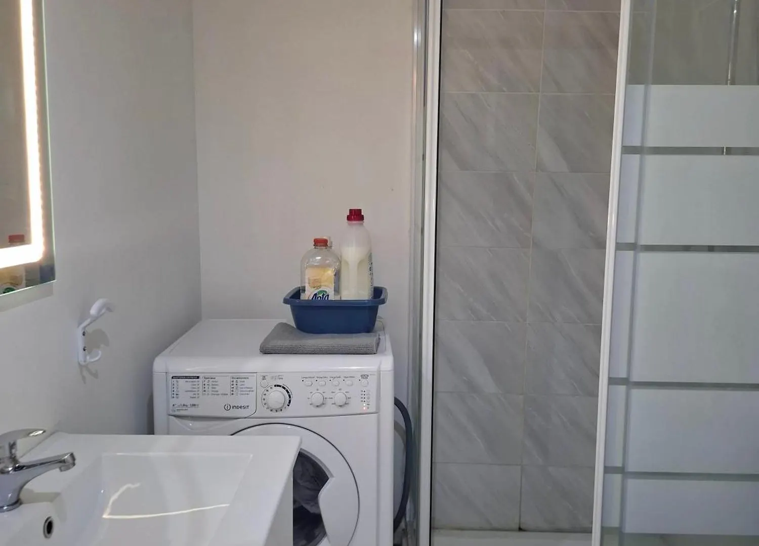 Appartement 3 Pieces Piscine Proche Plage Et カンヌ 0*,  フランス