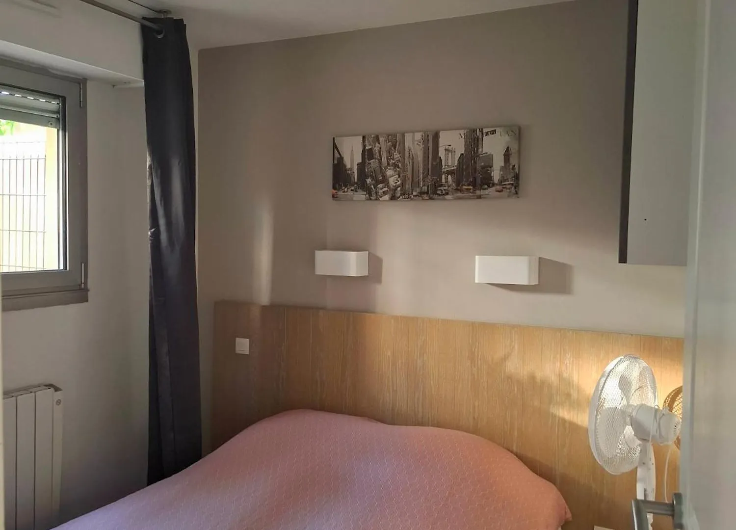 Appartement 3 Pieces Piscine Proche Plage Et カンヌ アパート